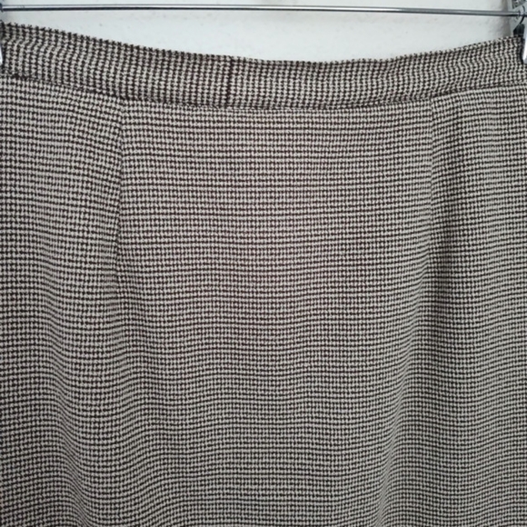 Hounds tooth Brown And Beige Velvet Trim Skirt Size Medium 8/10 See Measurements - Picture 4 of 4